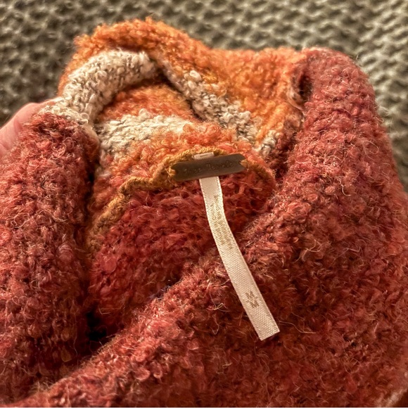 Free People My Girl Turtleneck size M - Picture 5 of 5